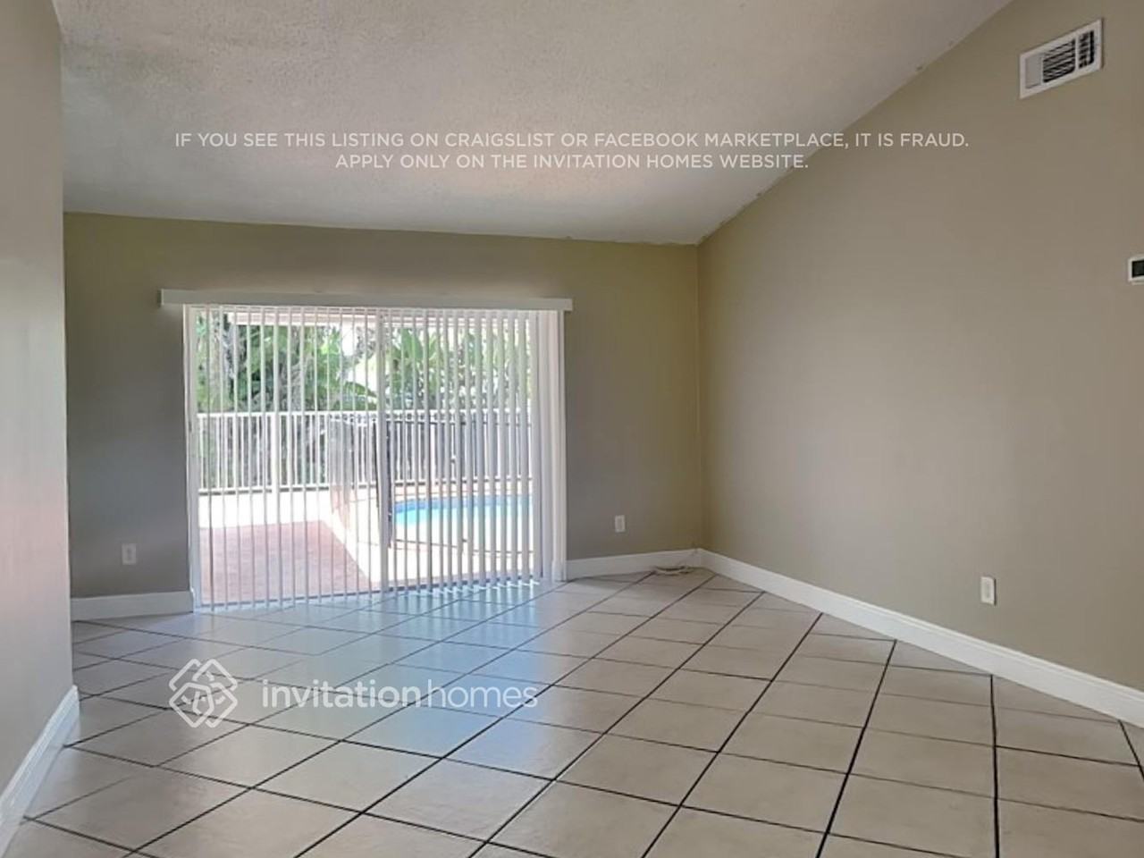 18474 Sw 89th Ct - Photo 3 of 22