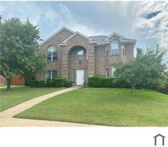 474 Lakefield Dr - Photo 1 of 1