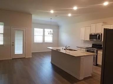 3805 Caddo Ln - Photo 3 of 18