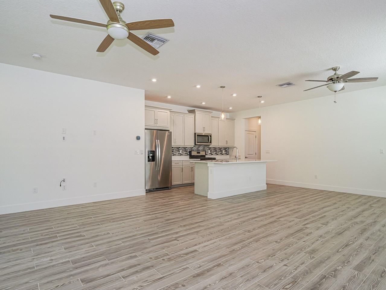 11551 Sw Viridian Blvd - Photo 6 of 30