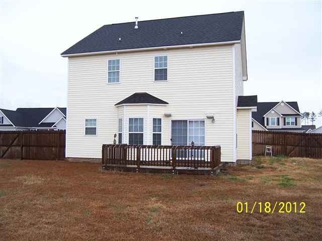 204 Willoughby Lane - Photo 2 of 13