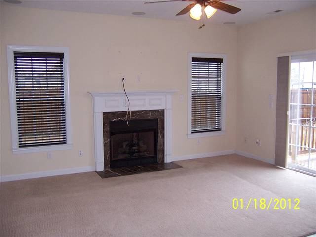 204 Willoughby Lane - Photo 3 of 13