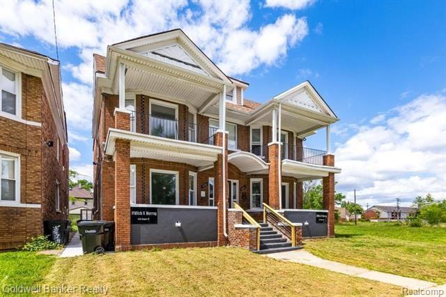 635 Hague St - Photo 3 of 32