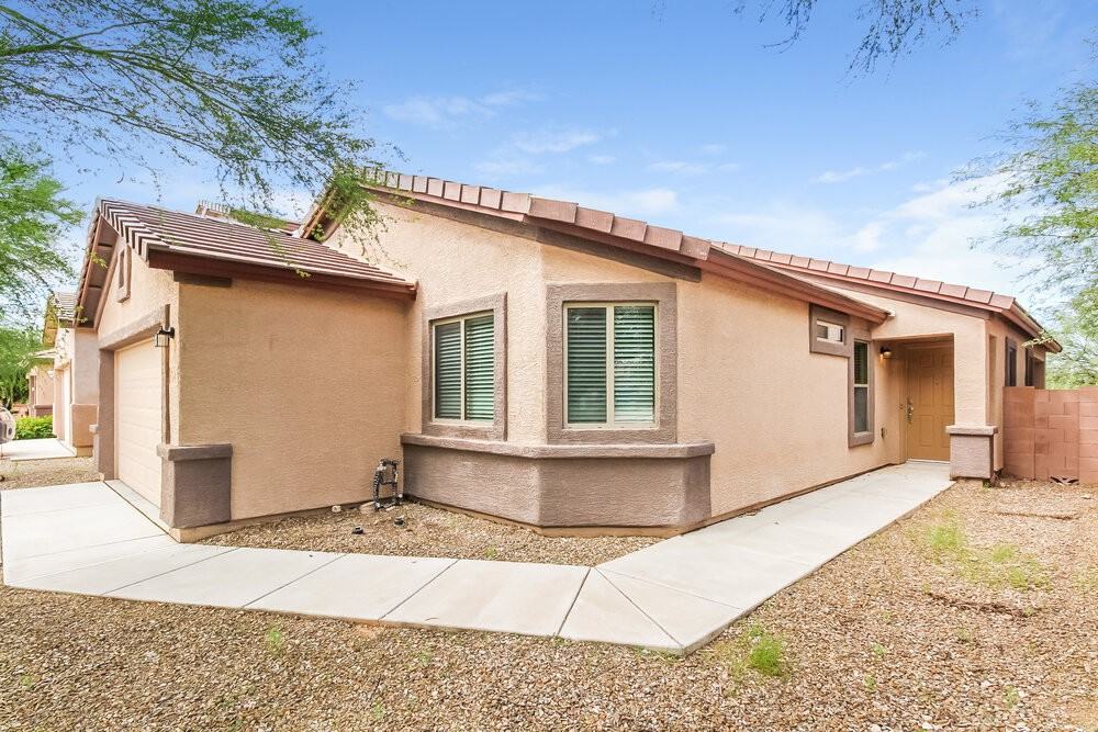 7046 S Copper Bloom Ave - Photo 3 of 16