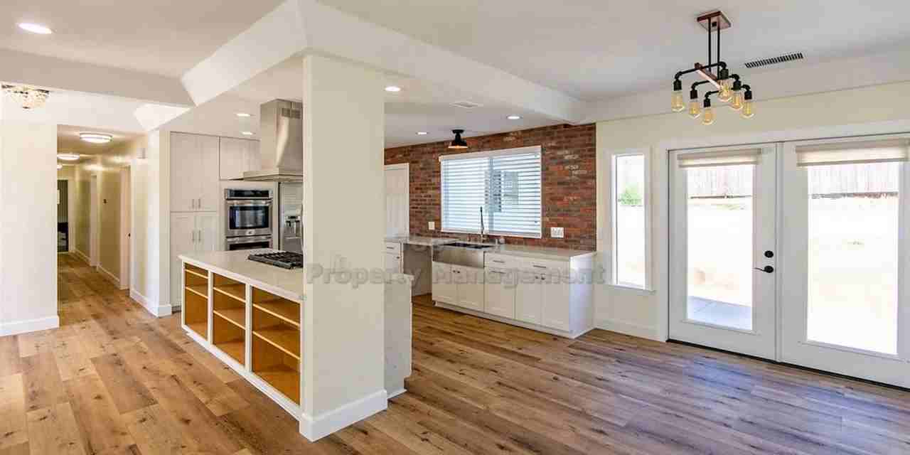 1051 Lime Pl - Photo 5 of 10