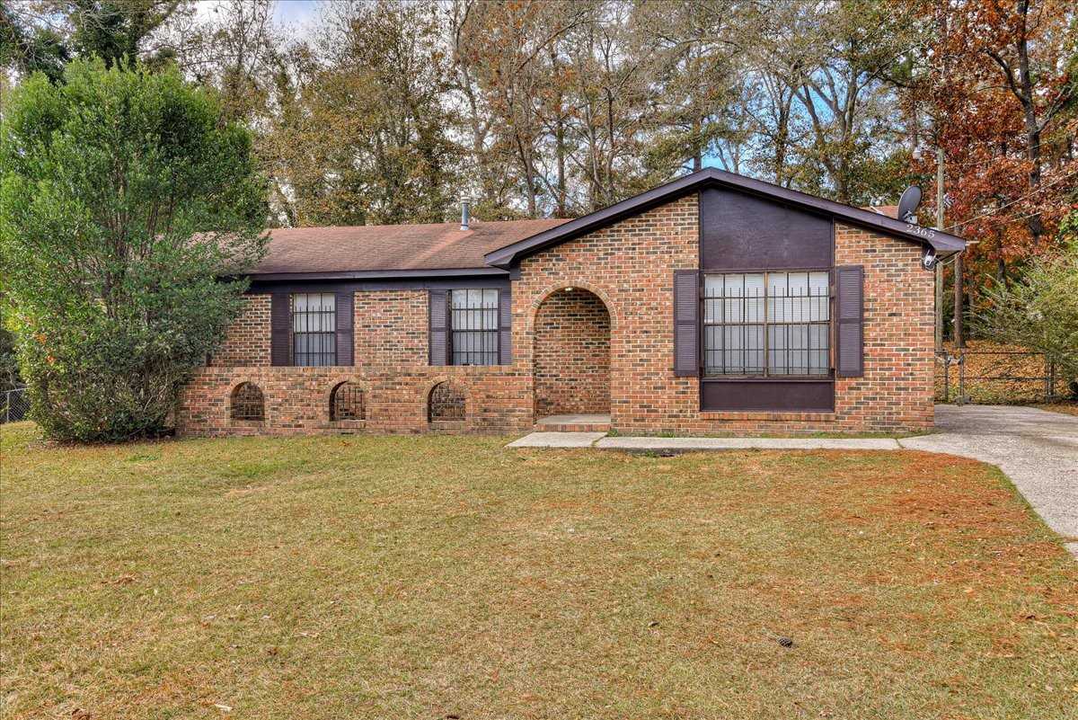 2365 Basswood Dr - Photo 2 of 25