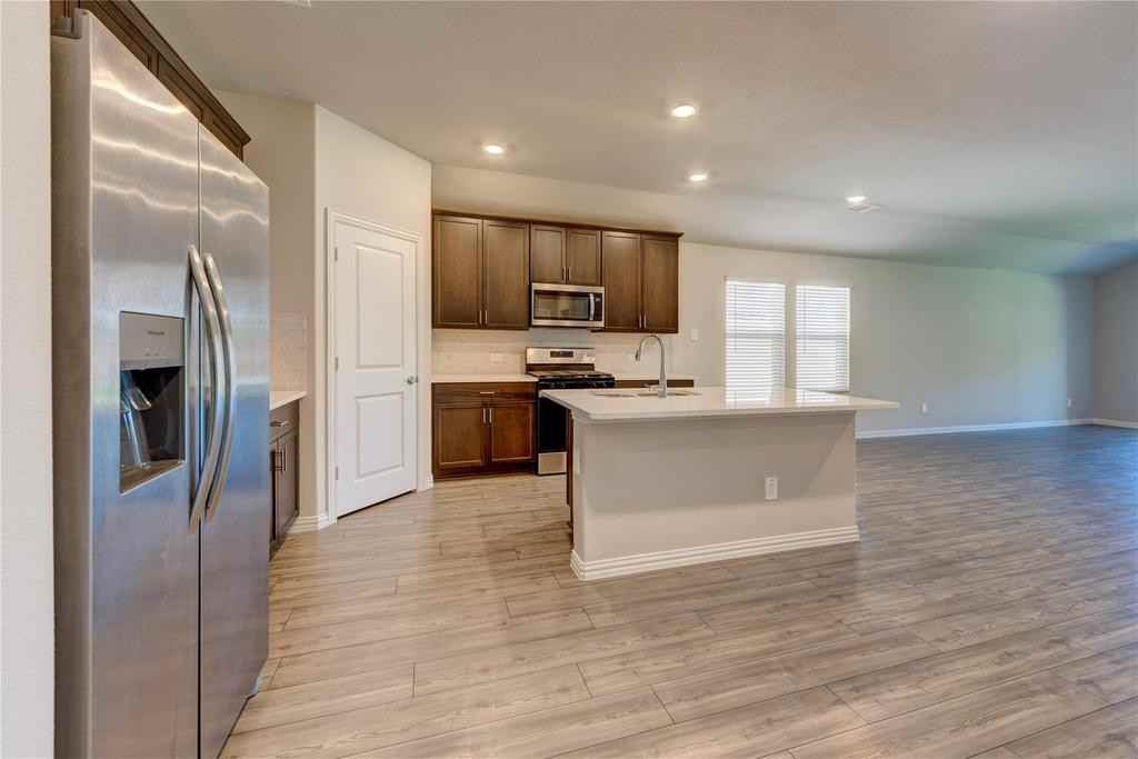 1109 Birchwood Ln #NA - Photo 4 of 14