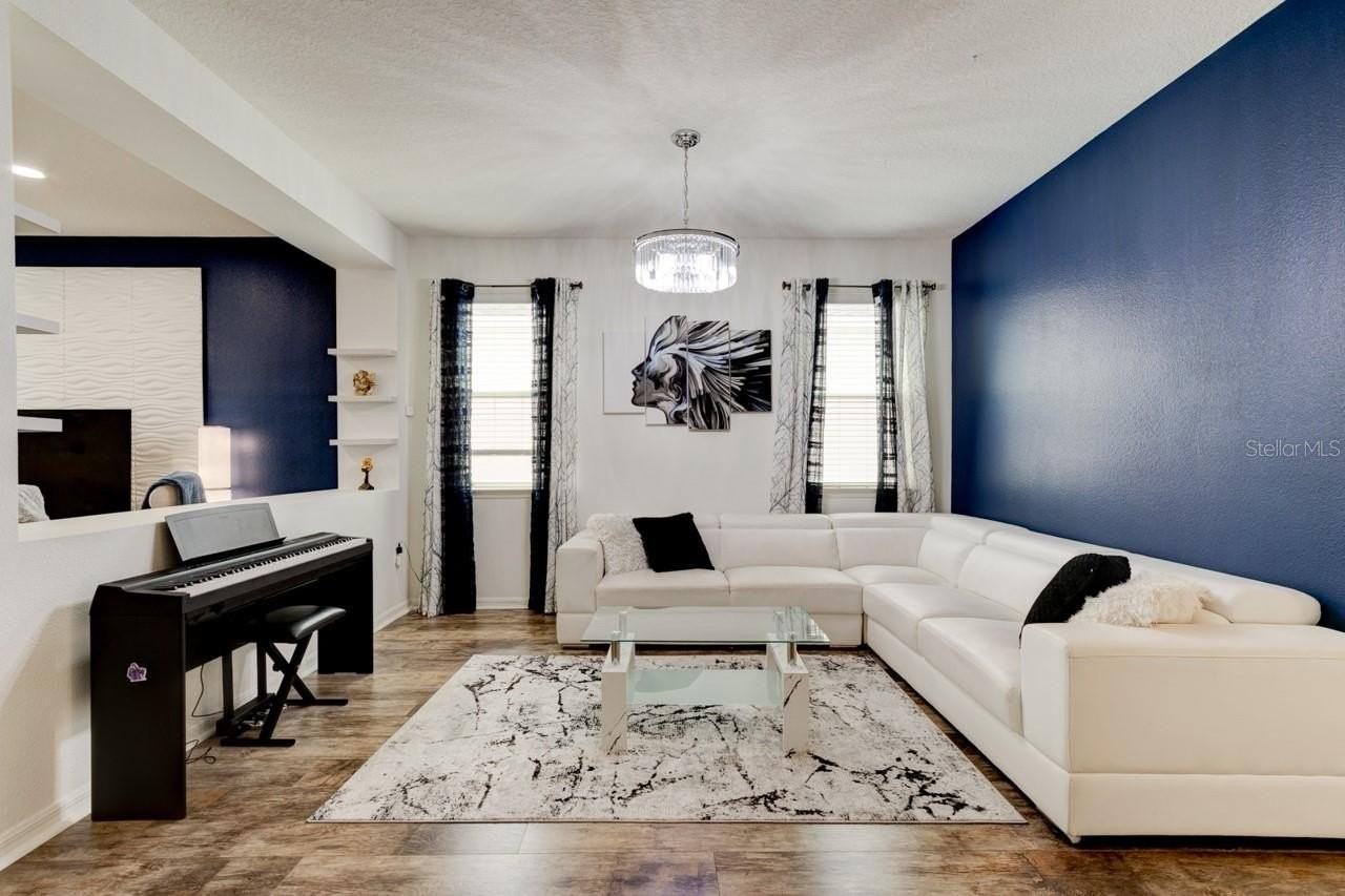 4839 Grassendale Ter - Photo 7 of 36