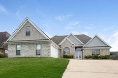 1573 Golden Oaks Loop N - Photo 1 of 1