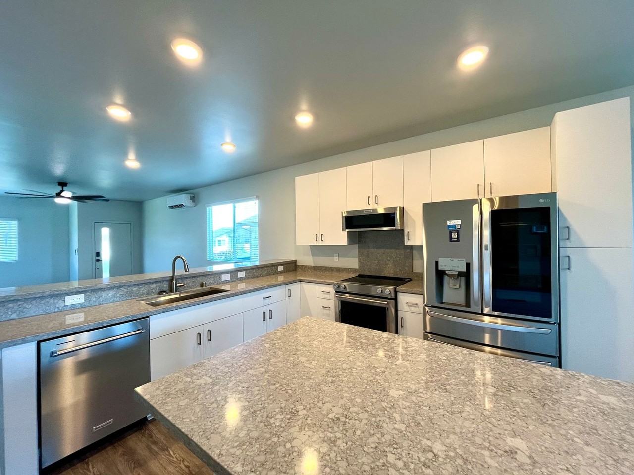 91-1774 Natsuhara, Roger & Karen - 91-1774 Kohanahana Loop - Photo 3 of 14