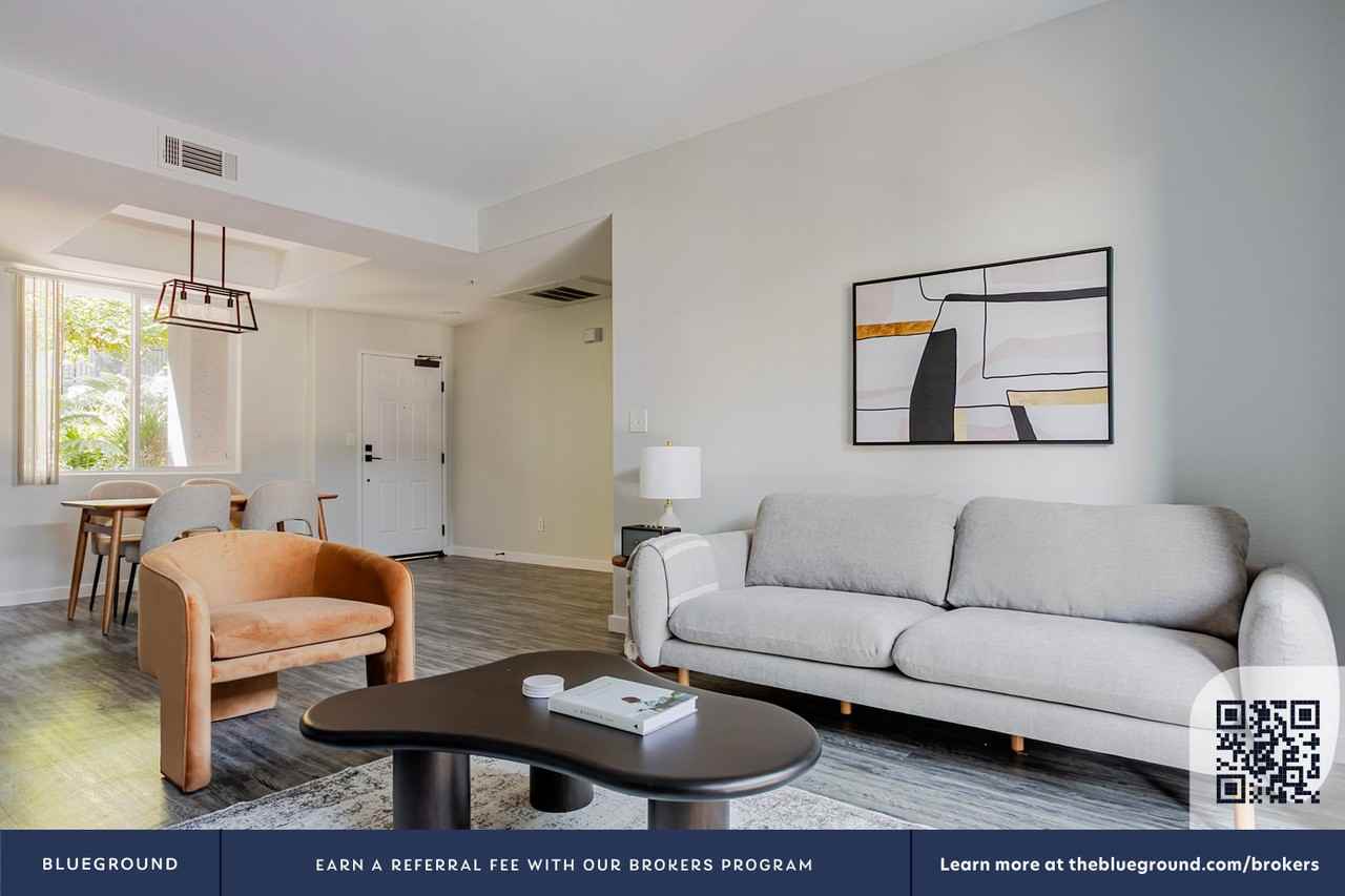 2820 Sawtelle Blvd #1396 - Photo 4 of 30