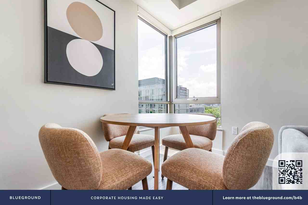 301 M Street Southwest - Photo 5 of 31