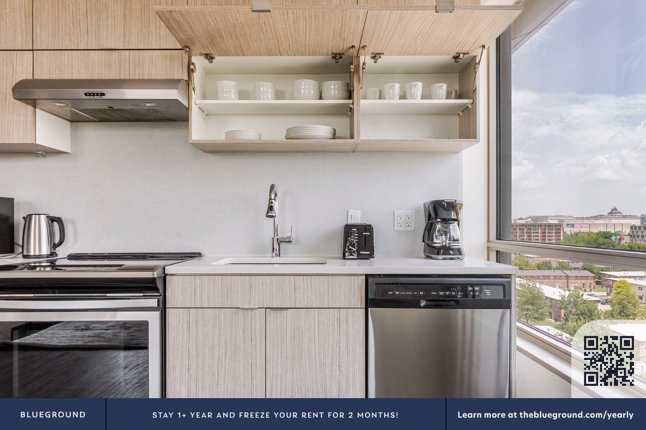 301 M Street Southwest - Photo 7 of 31