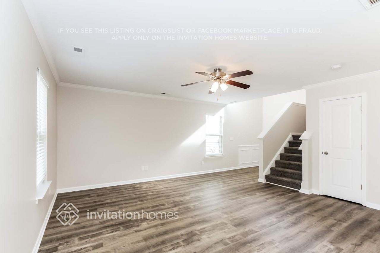 847 Rook Rd - Photo 3 of 15