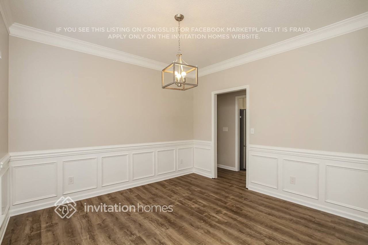 108 Blackberry Ln - Photo 2 of 16