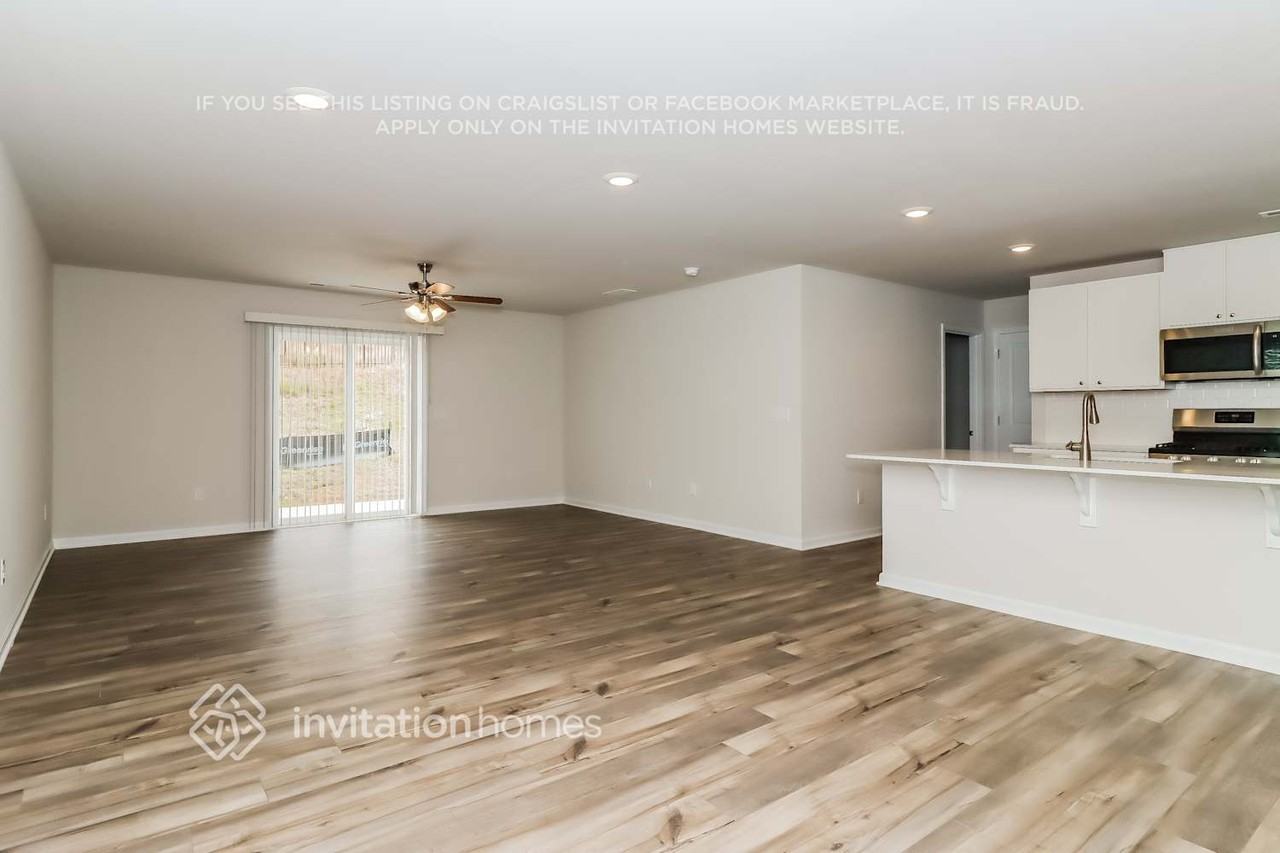 127 Hazelnut Way - Photo 5 of 15