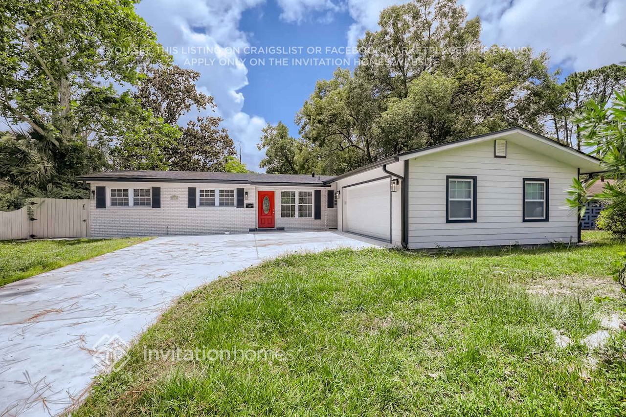 7912 Argentine Dr W - Photo 2 of 28