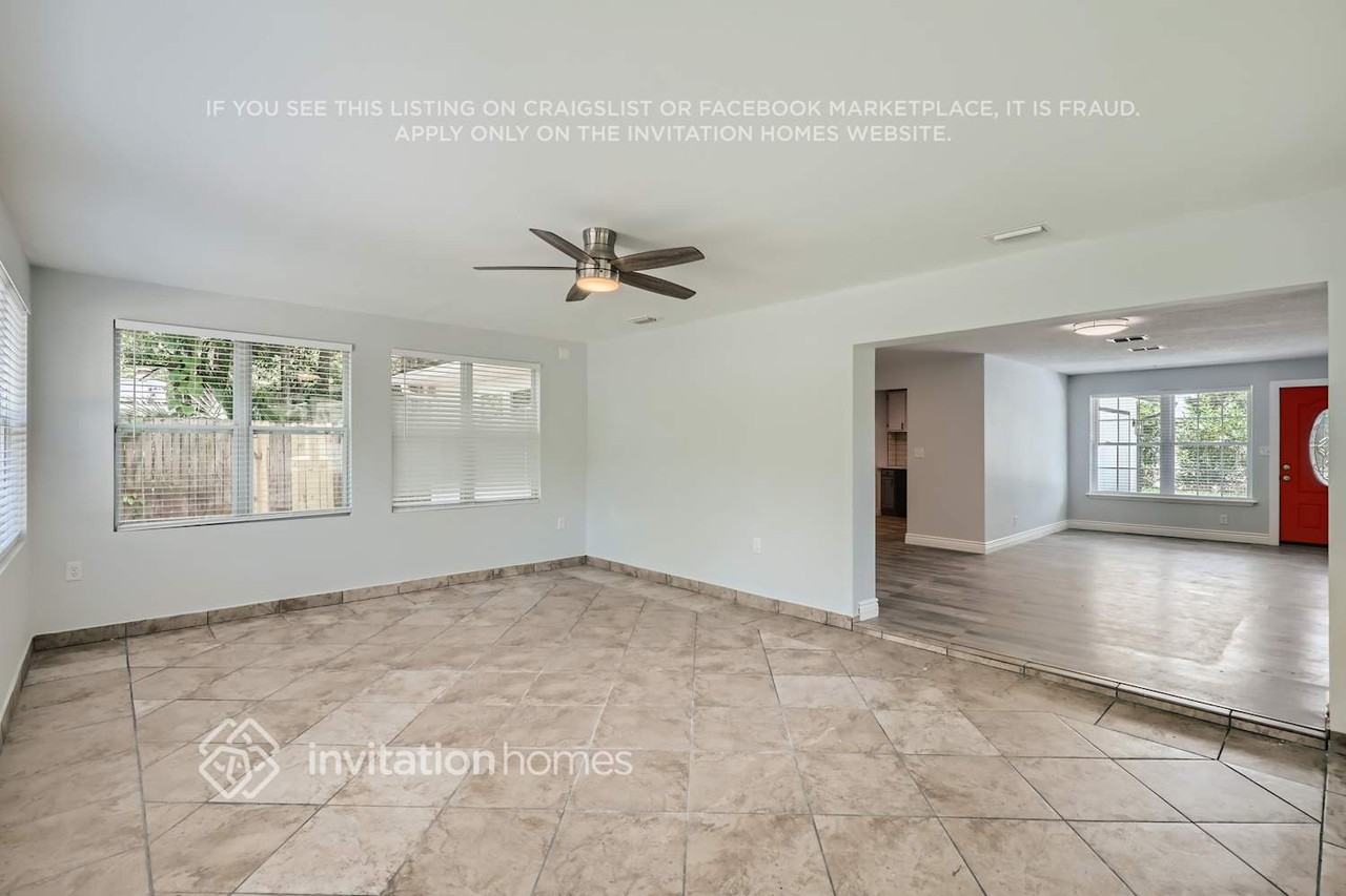7912 Argentine Dr W - Photo 6 of 28