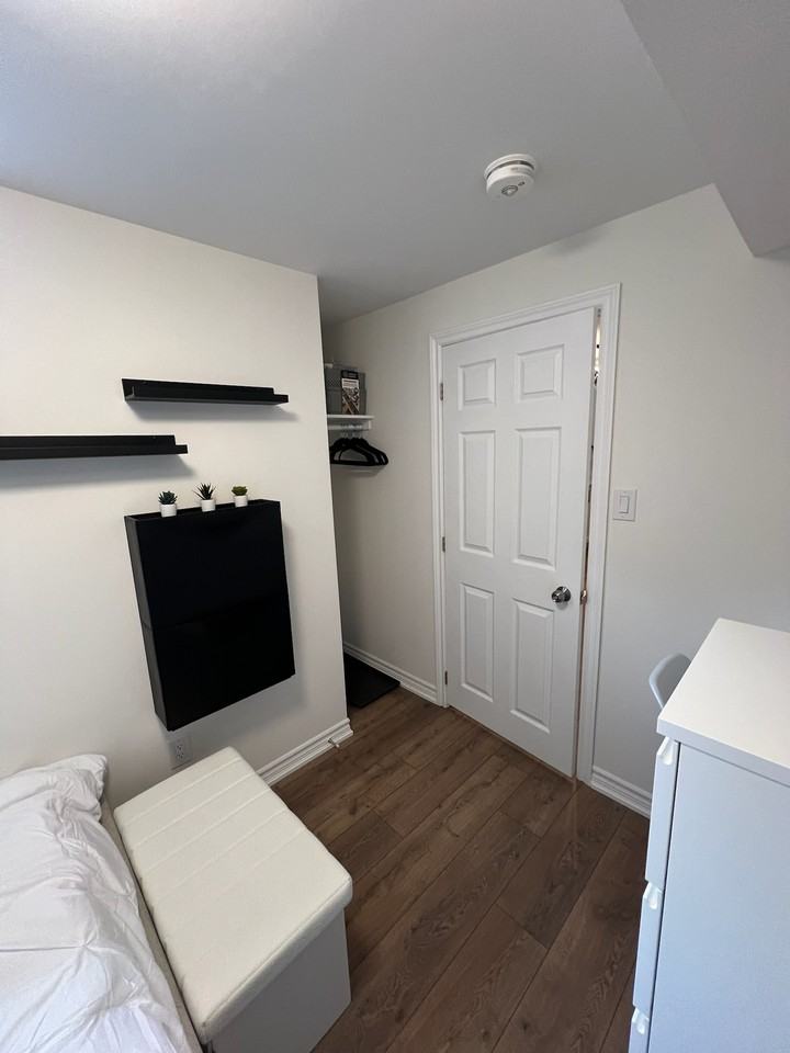 Lipa Dr & Green Manor Cres - Photo 2 of 24