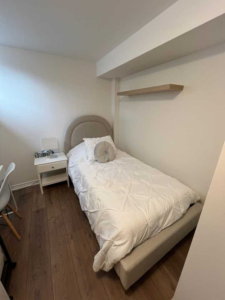 Lipa Dr & Green Manor Cres - Photo 7 of 24