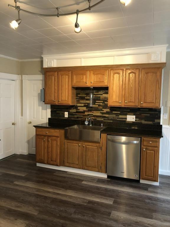 165 Bellingham St #2ndFL - Photo 2 of 17