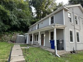 featured image of 576 W Locust St #1