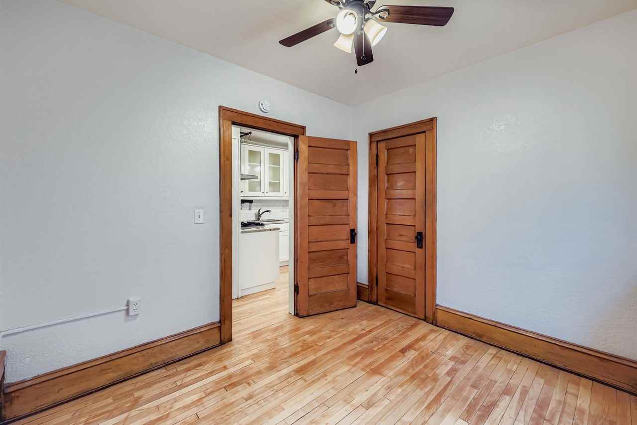 1907 11th Ave S #4 - Photo 6 of 29