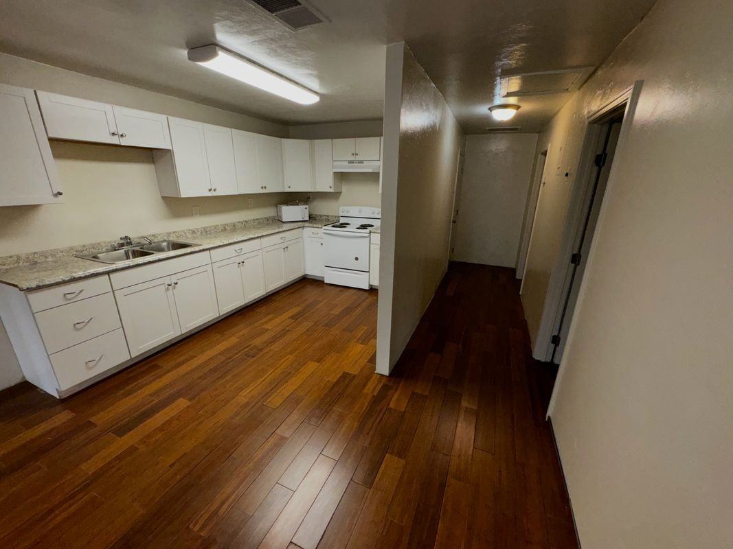 286 W Kino St - Photo 2 of 9