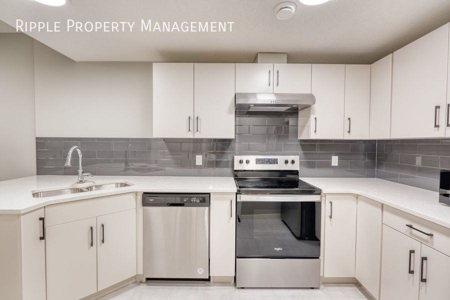 149 Arbour Lake Hill Nw - Photo 2 of 10