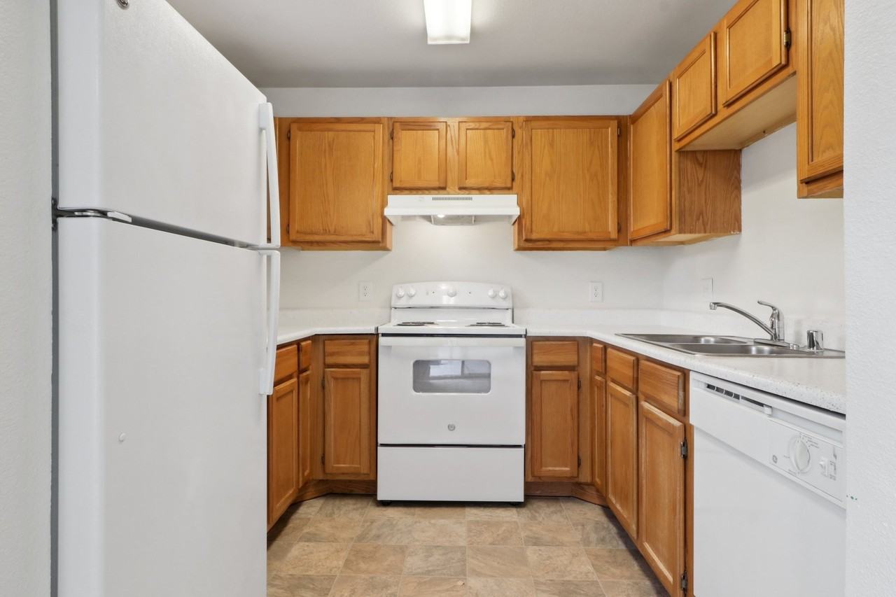 Marston Pointe Apartments - Photo 2 of 20