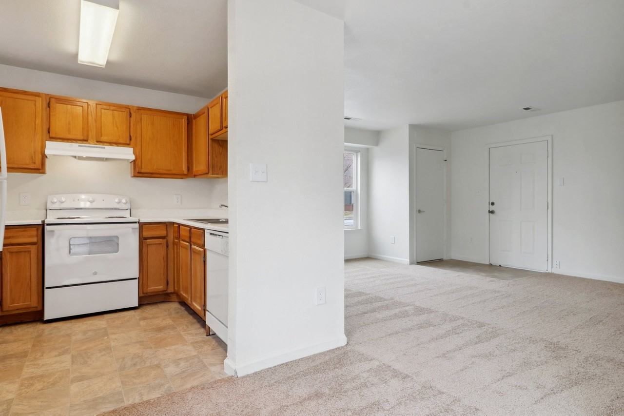 Marston Pointe Apartments - Photo 3 of 20