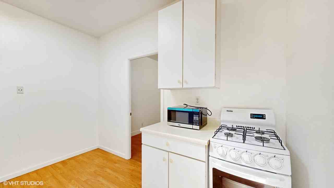 847 Vallejo Street #D - Photo 3 of 18