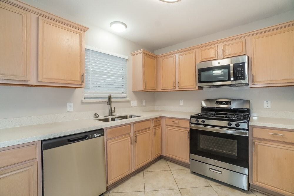 6507 Briargate Trl - Photo 6 of 17