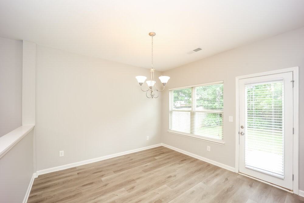 7 Southwind Cir - Photo 6 of 17