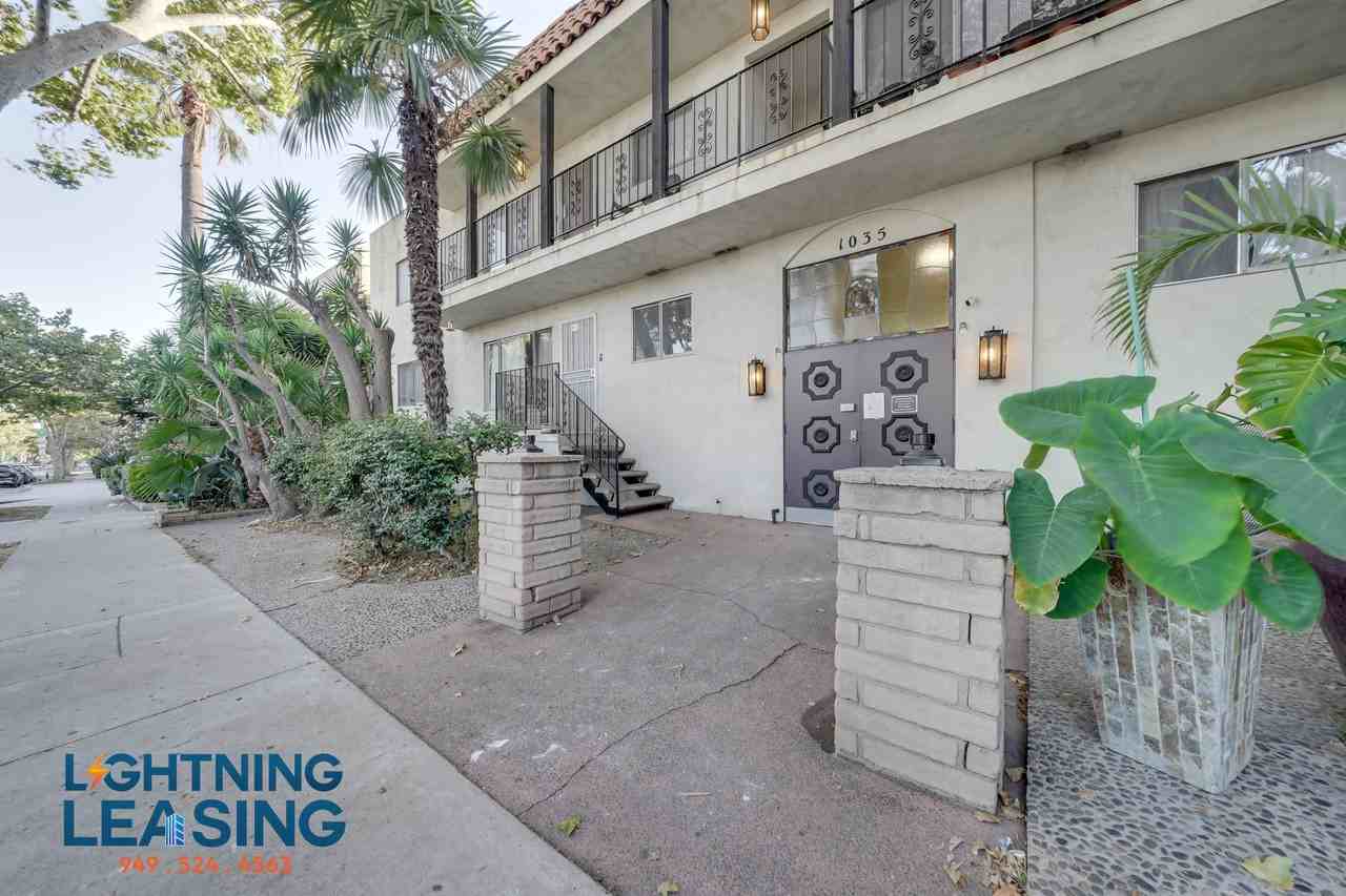 1035 N Hayworth Ave #110 - Photo 3 of 28