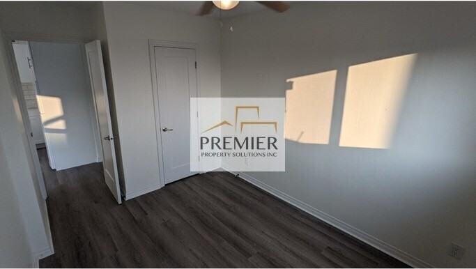 554 Brandon Ave - Photo 3 of 9