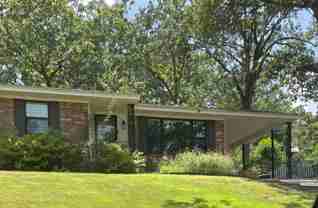 3737 Lakeshore Dr - Photo 1 of 1