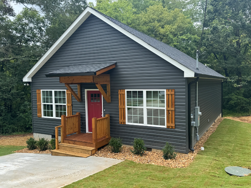 180 Drake Rd - Photo 2 of 12