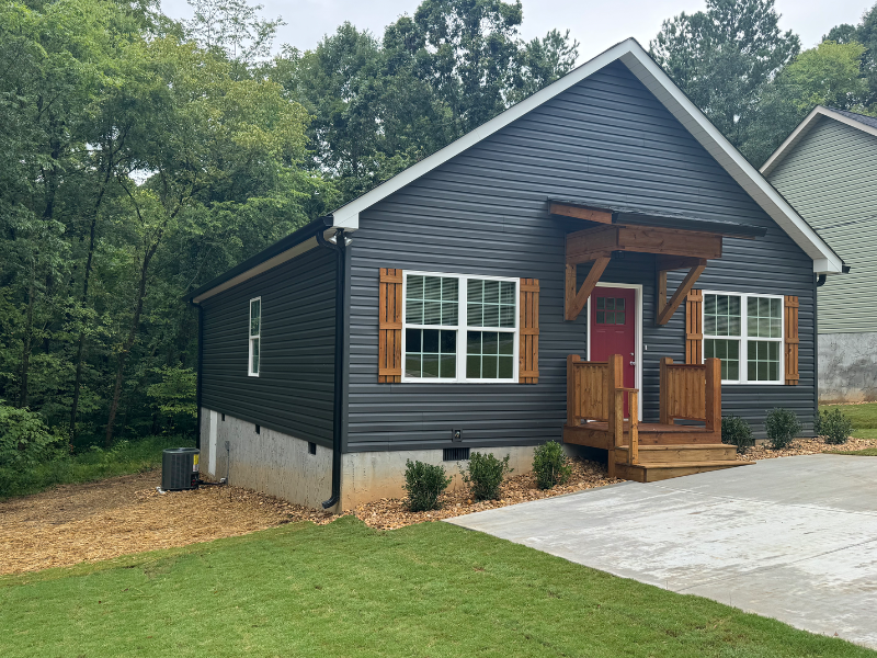 180 Drake Rd - Photo 3 of 12