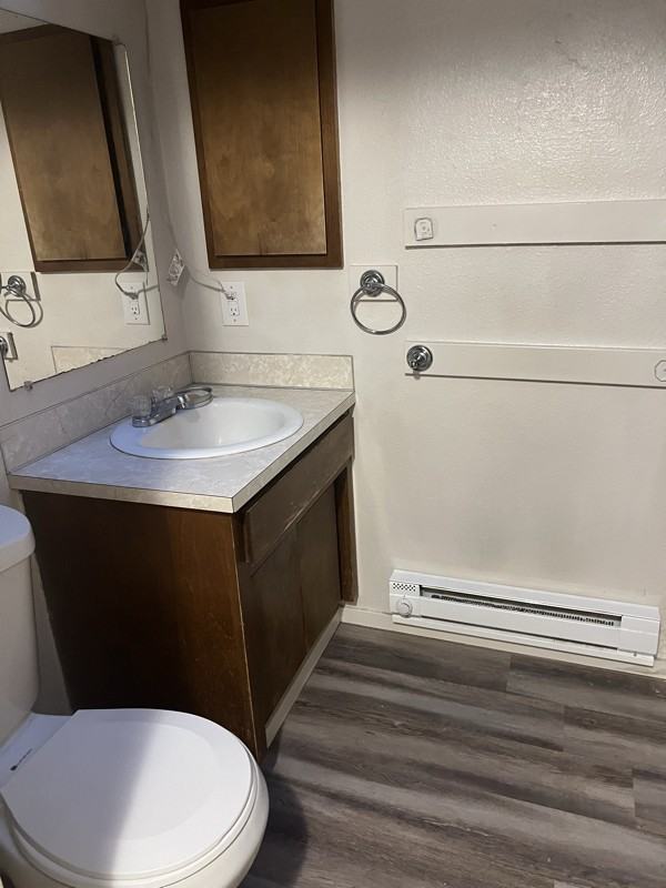 220 Ellingson Dr #B - Photo 7 of 8