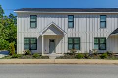 2035 Rosewood Dr - Photo 1 of 1