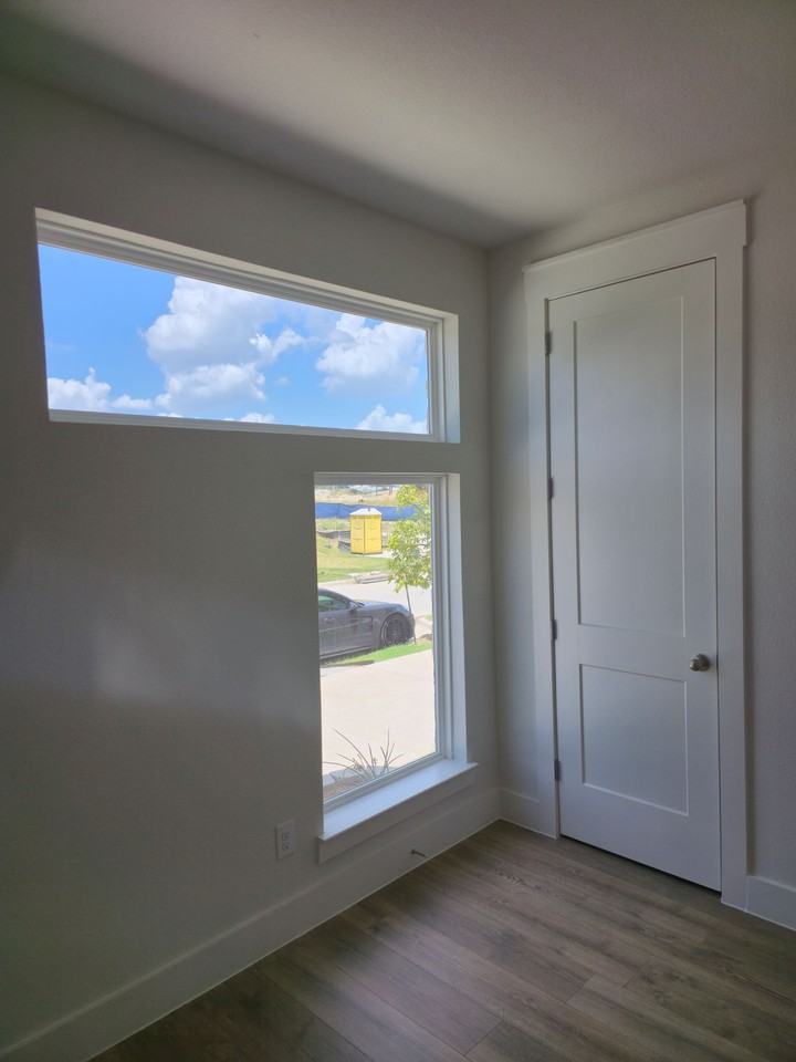 808 Meadowcrest Dr - Photo 6 of 20