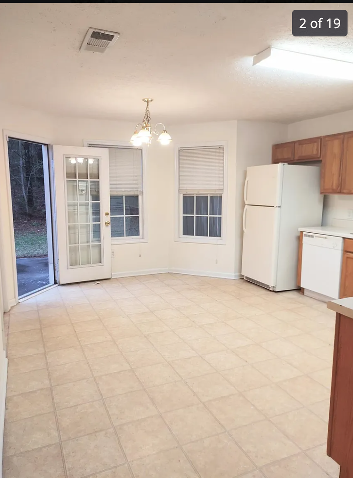 122 Bach Dr #122 - Photo 2 of 19