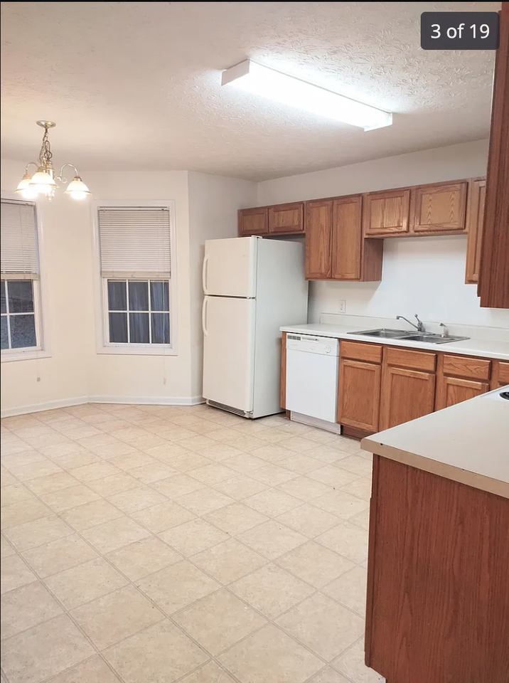 122 Bach Dr #122 - Photo 3 of 19