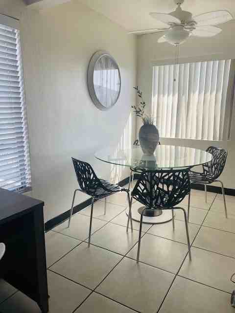 4068 Oakcrest Dr #B - Photo 6 of 9