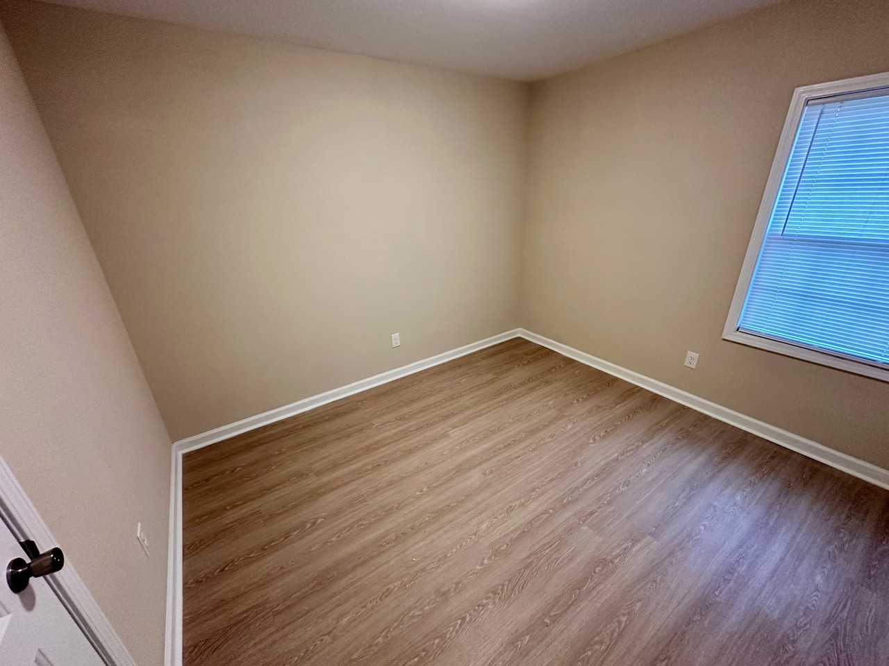 109 Wye St #109 - Photo 3 of 9