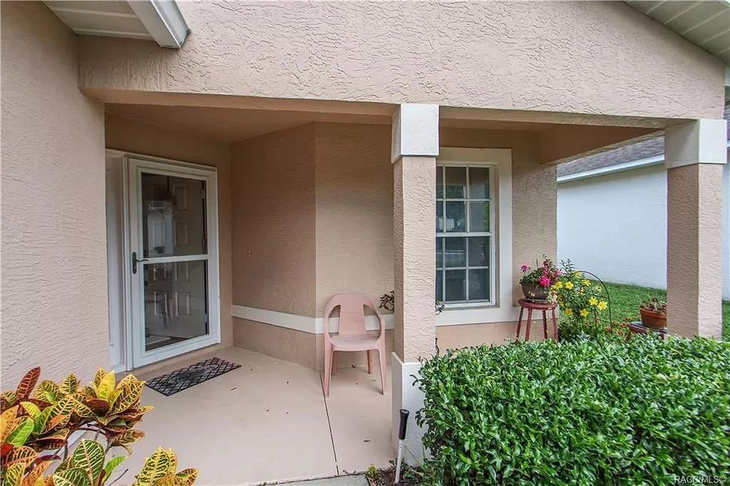 645 W Sunbird Path #NA - Photo 2 of 23