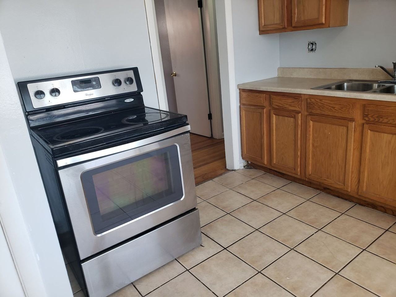 5618 N 27th St - Photo 3 of 16