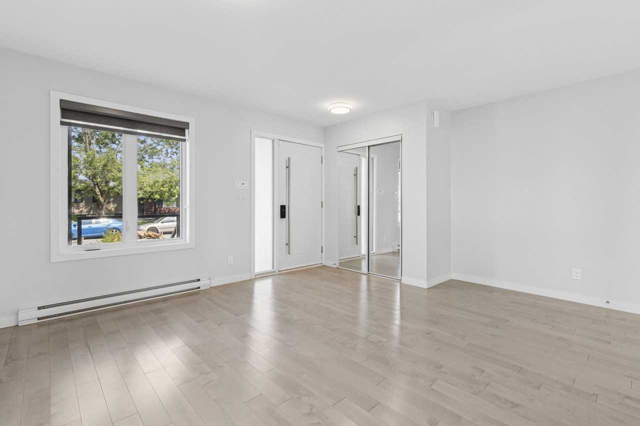 732 Boulevard Pine Beach - Photo 3 of 23