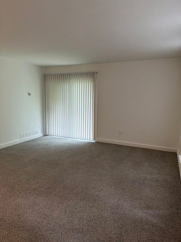 The Village at Laurel Creek - Photo 4 of 35